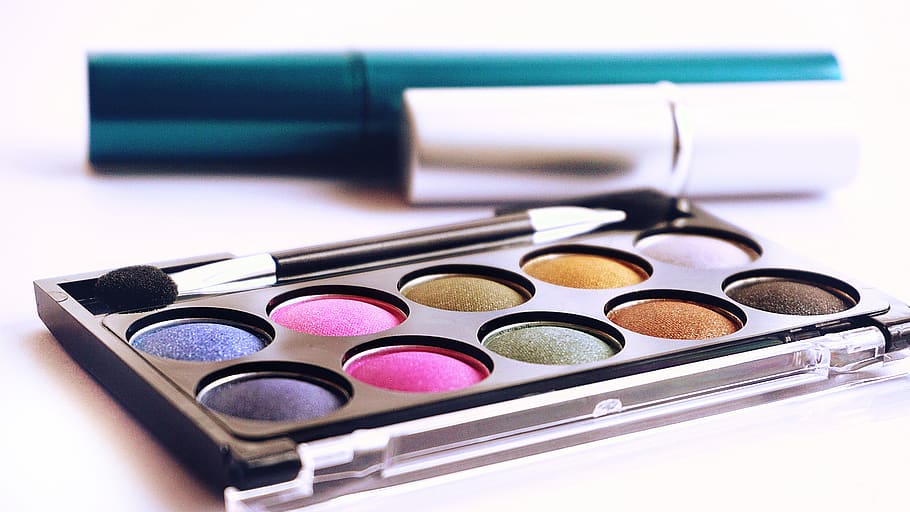 most popular huda beauty foundation shades