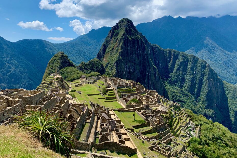 Best_place_visit_Machu_Picchu_Peru​_RRspace.jpg